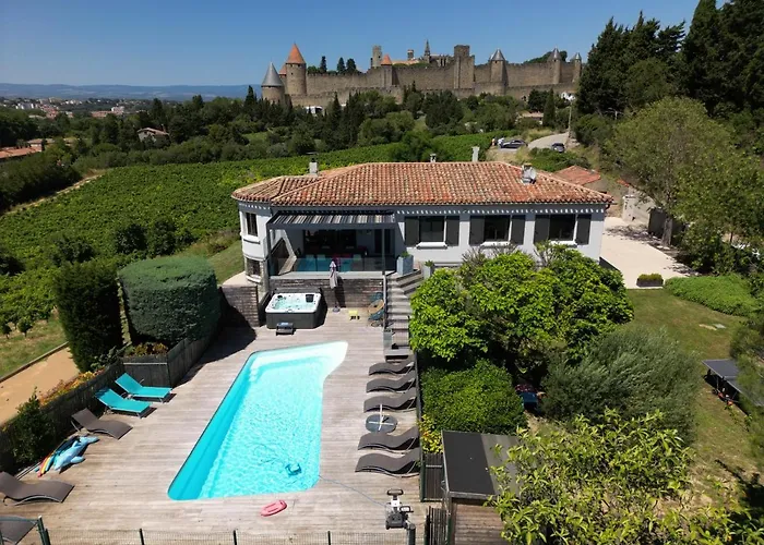 Carcassonne Villas with private pool